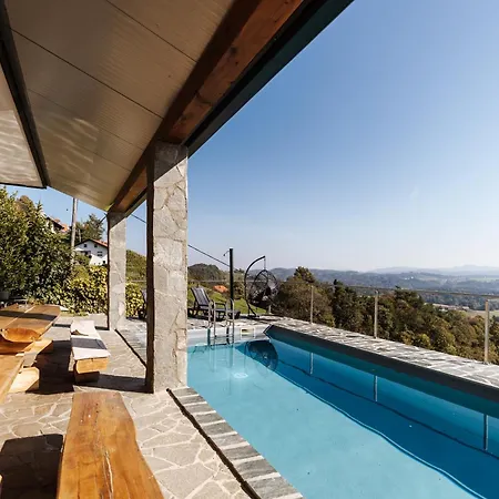 בית כפרי Vineyard Paradise Senica *