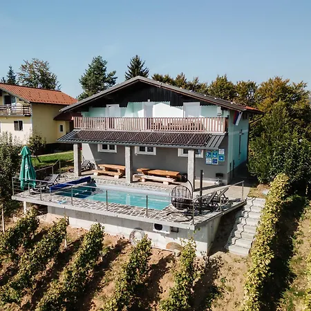 Vineyard Paradise Senica Venkovský dům Dramlje