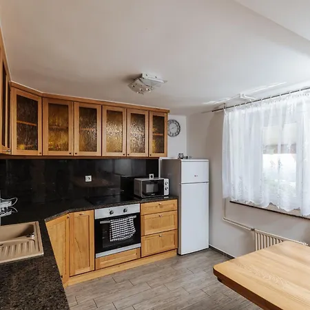 Vineyard Paradise Senica * Dramlje