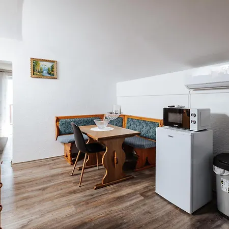 Vineyard Paradise Senica בית כפרי