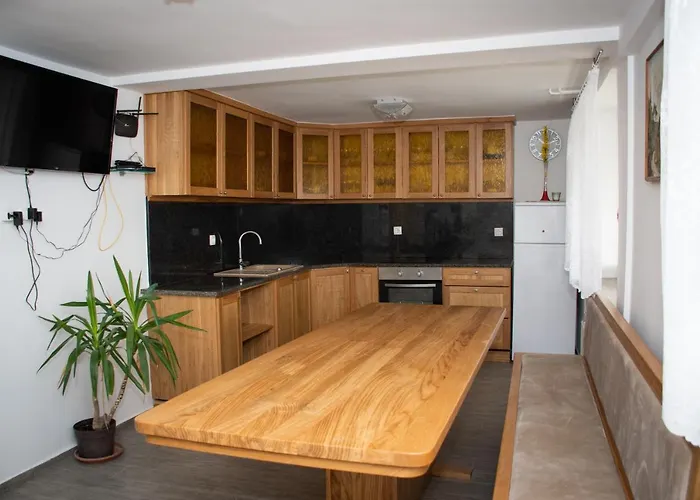 Kır Evi Vineyard Paradise Senica *