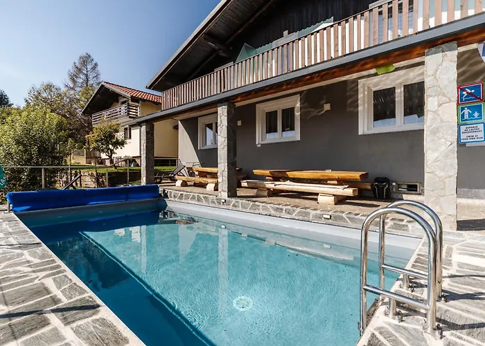 Vineyard Paradise Senica Летний дом *